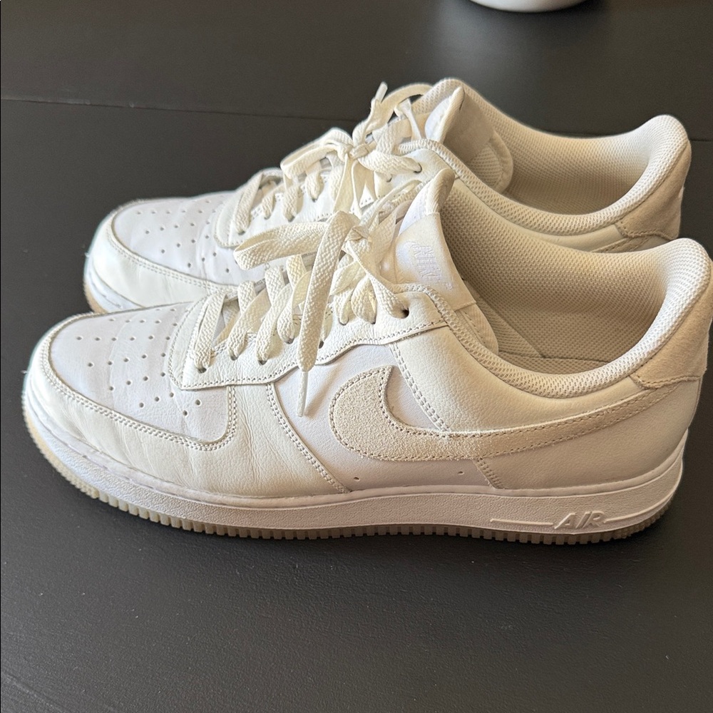 Mens sz 11 white & beige leather Nike airforce ones